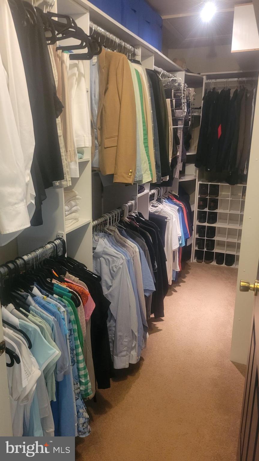 ROLLING COACH ESTS - Residential