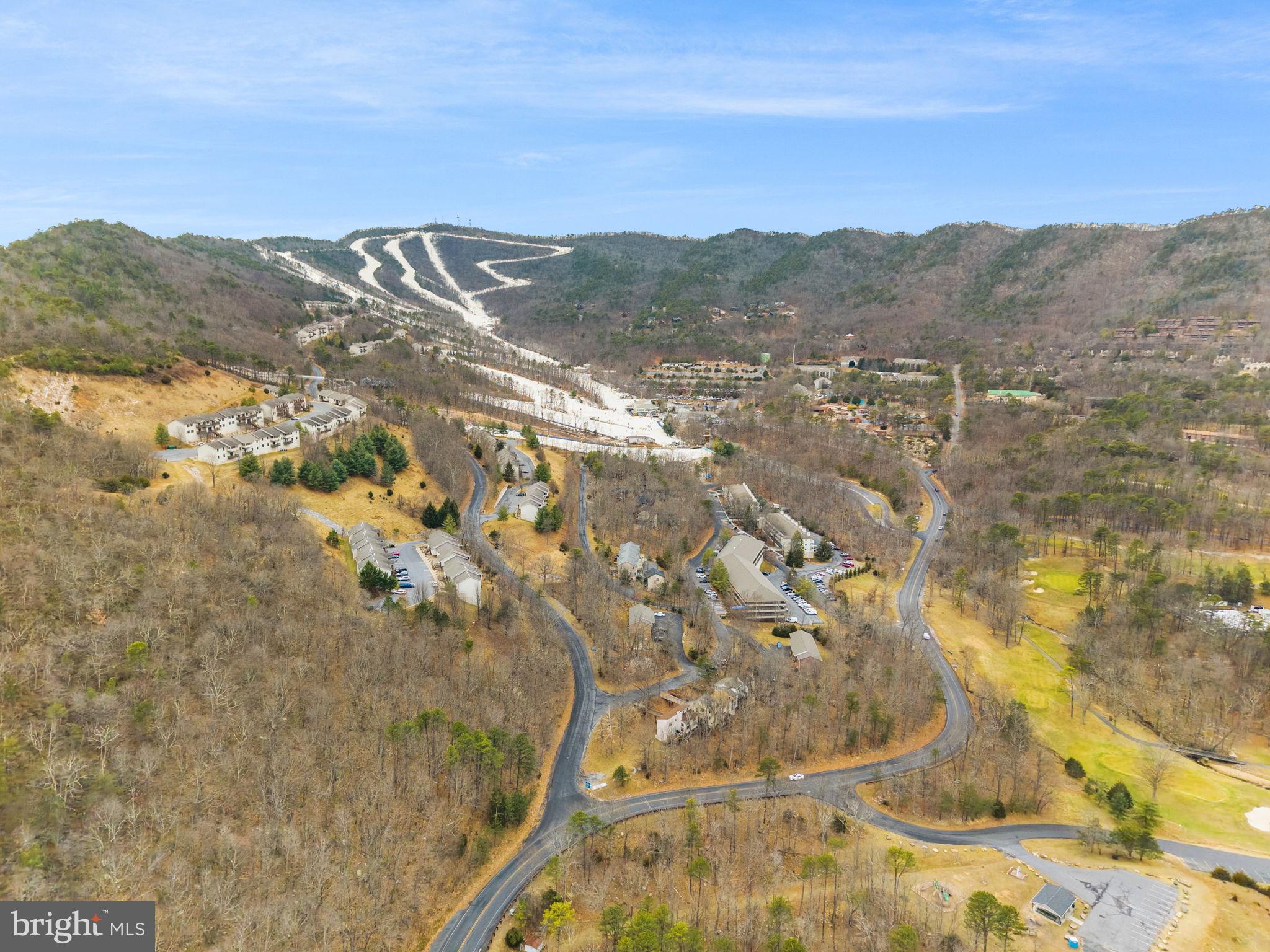 MASSANUTTEN - Residential