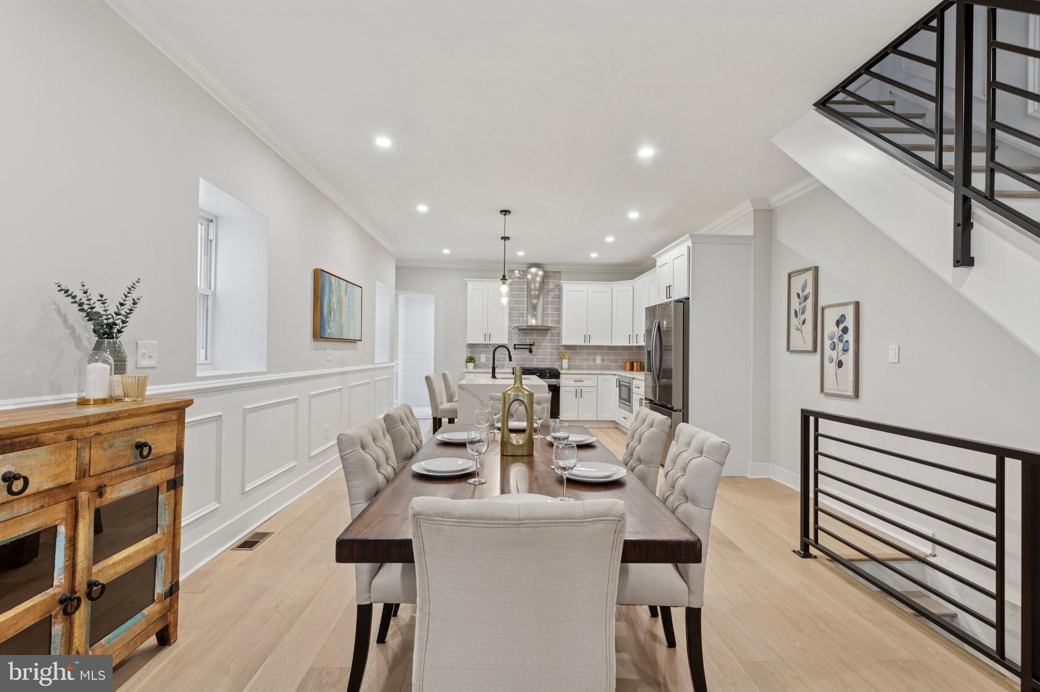 ROXBOROUGH - Residential