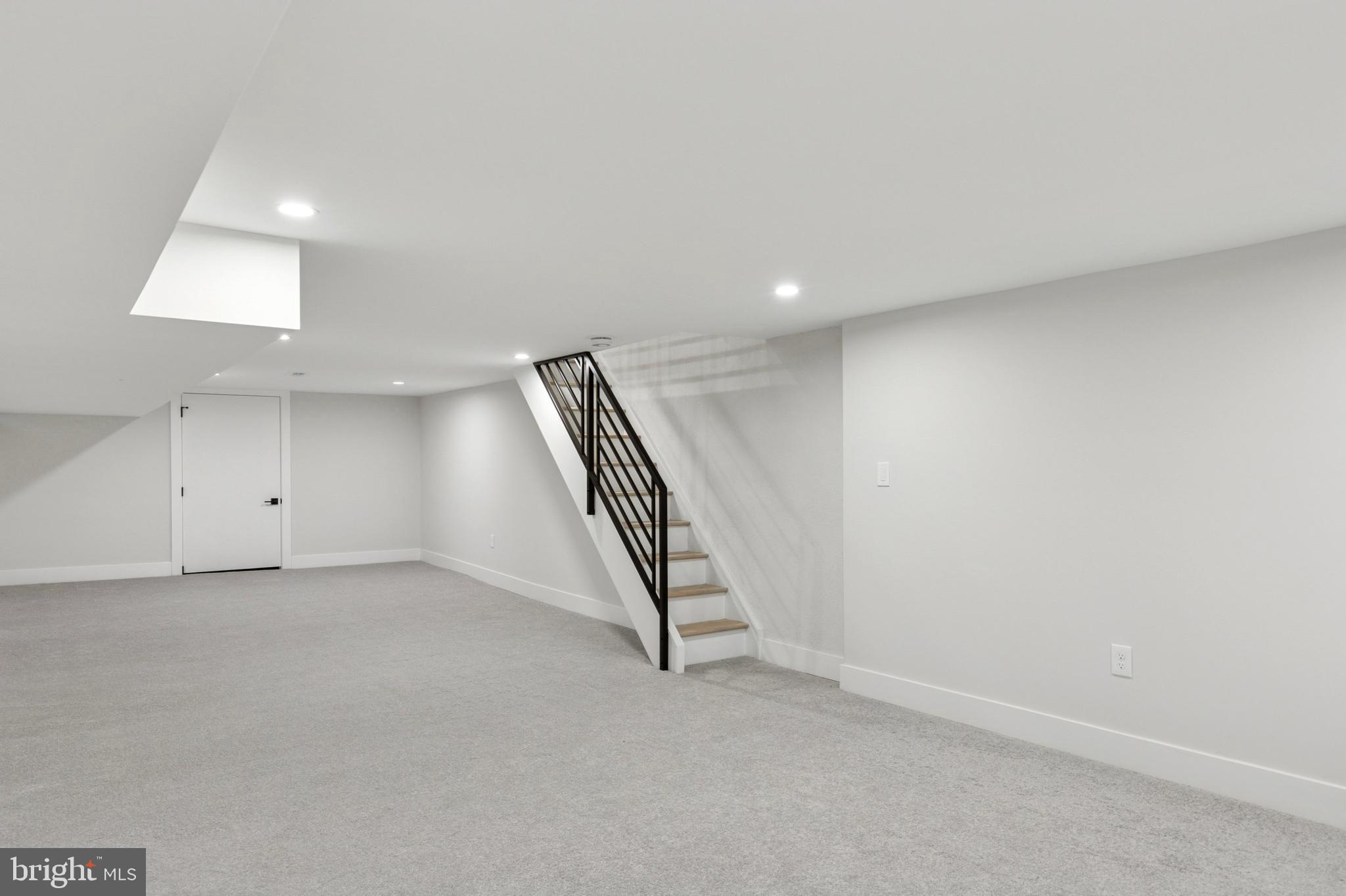 ROXBOROUGH - Residential