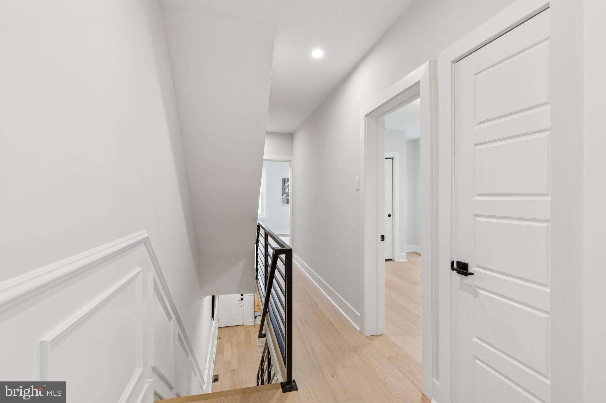 ROXBOROUGH - Residential