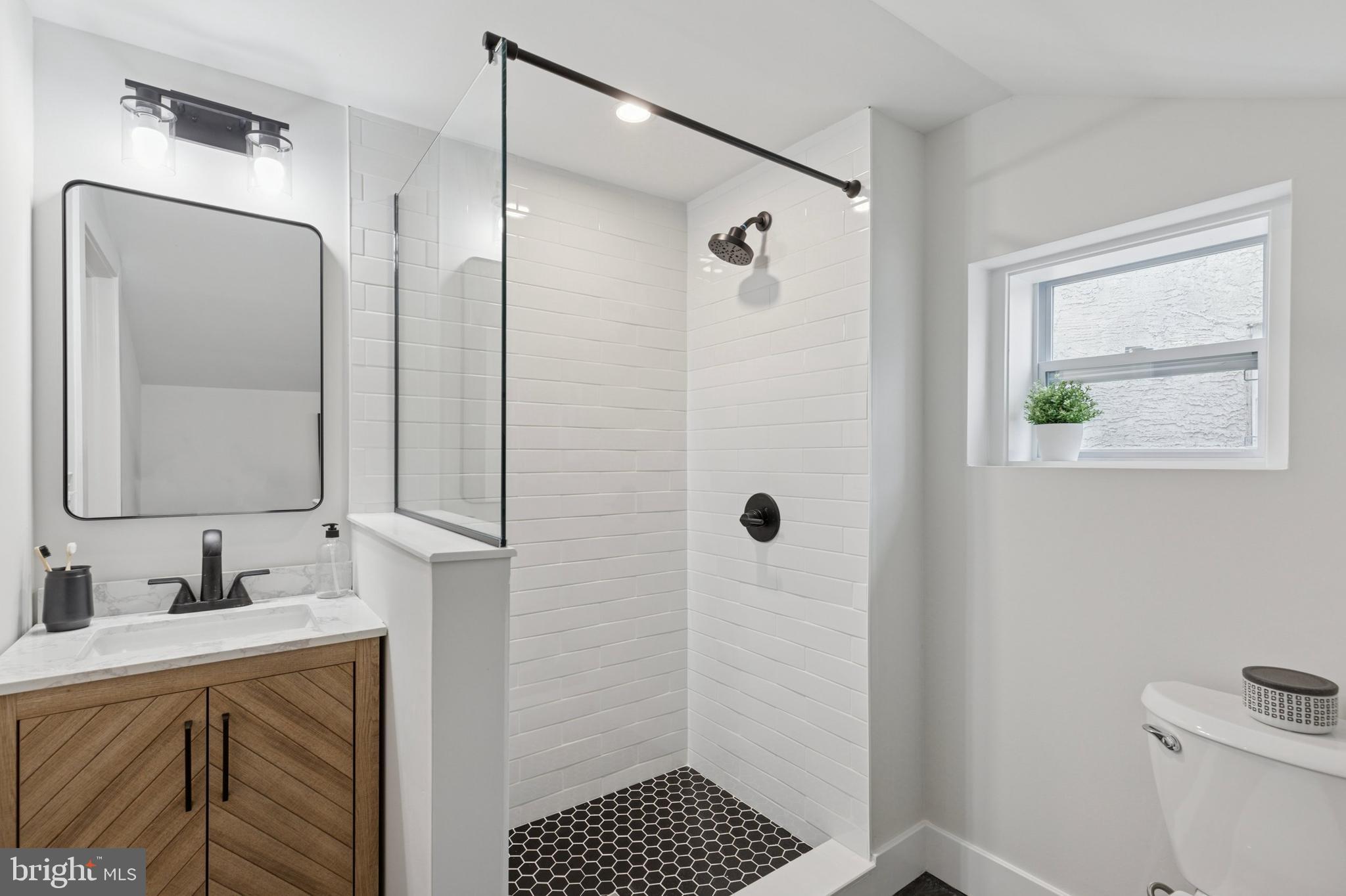 ROXBOROUGH - Residential