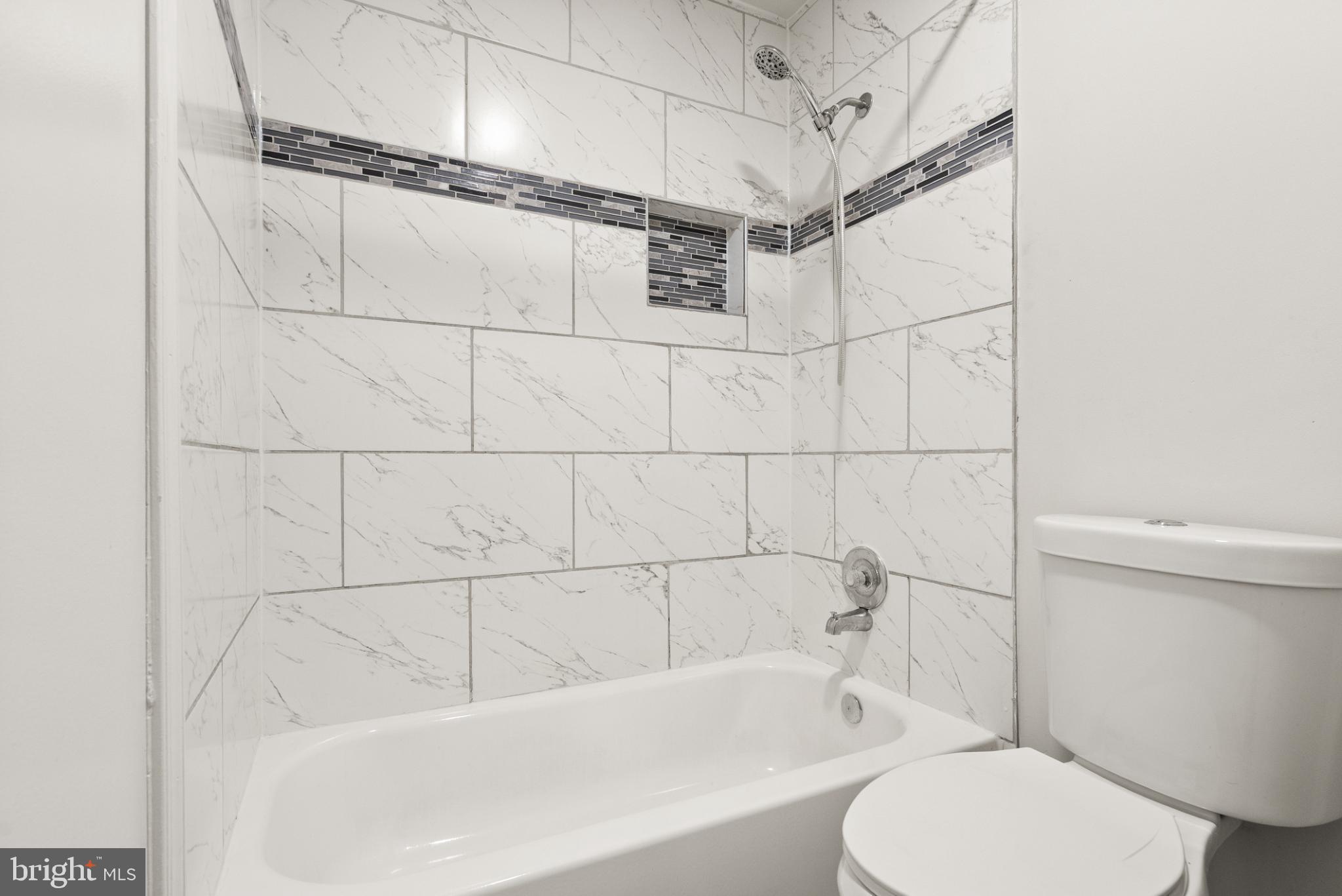 DALE CITY - Residential