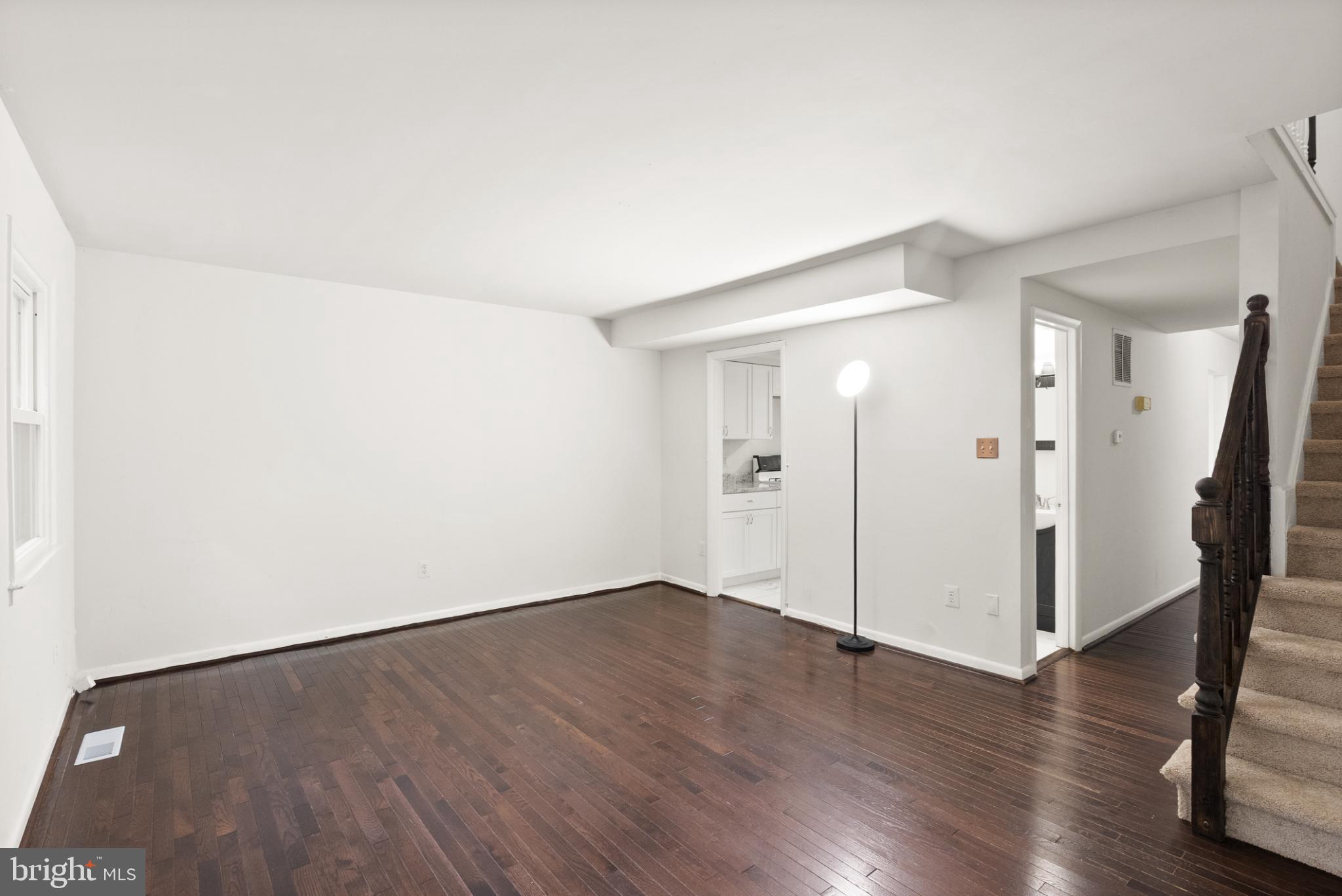 DALE CITY - Residential