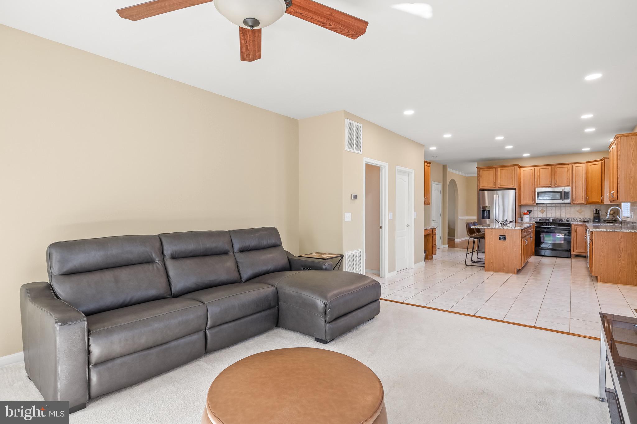 RIVER CLUB - Residential