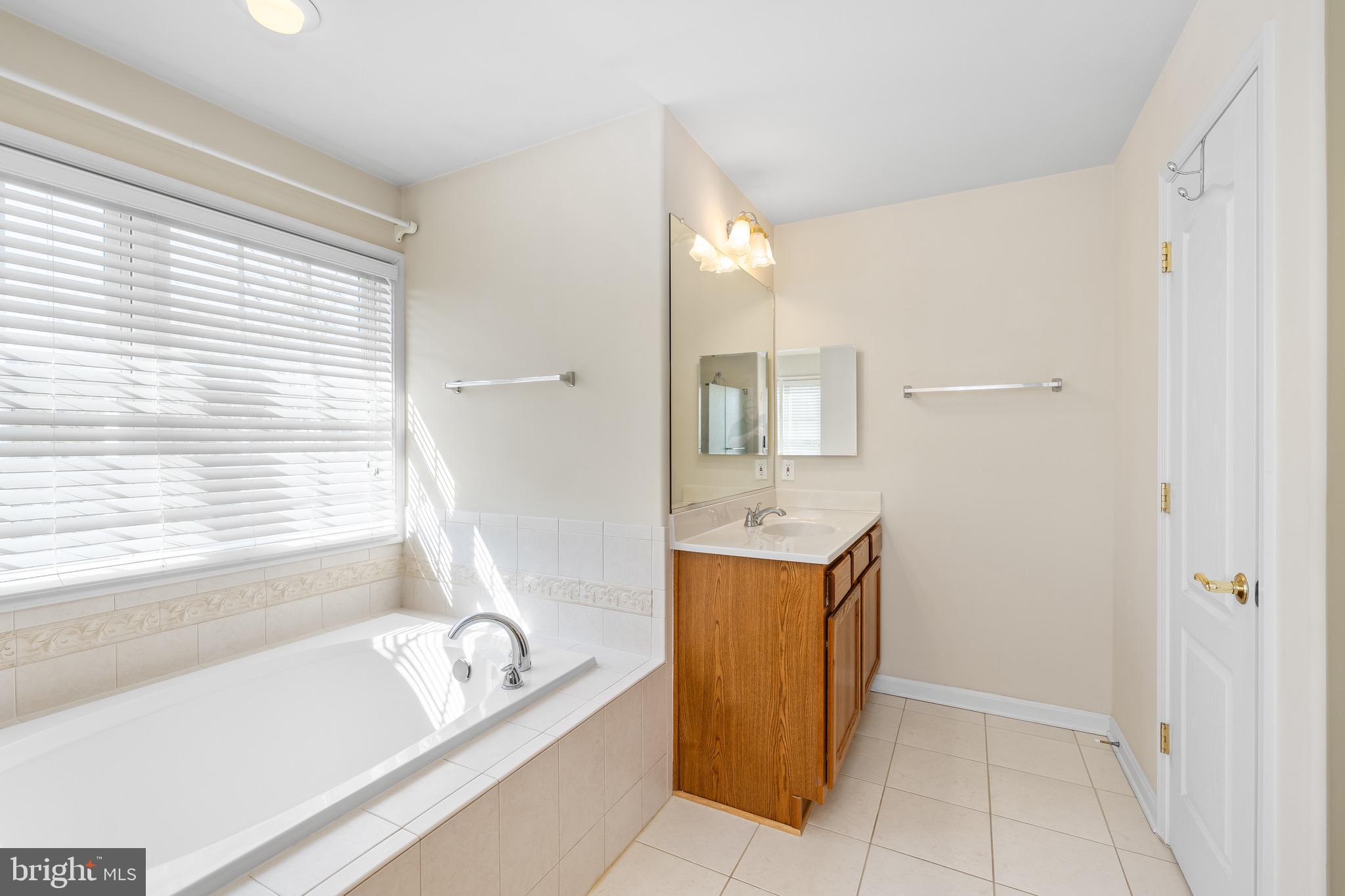 RIVER CLUB - Residential