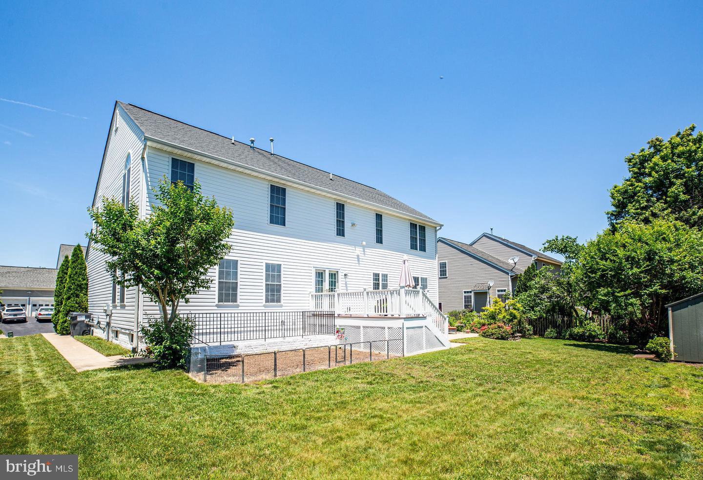 RIVER CLUB - Residential