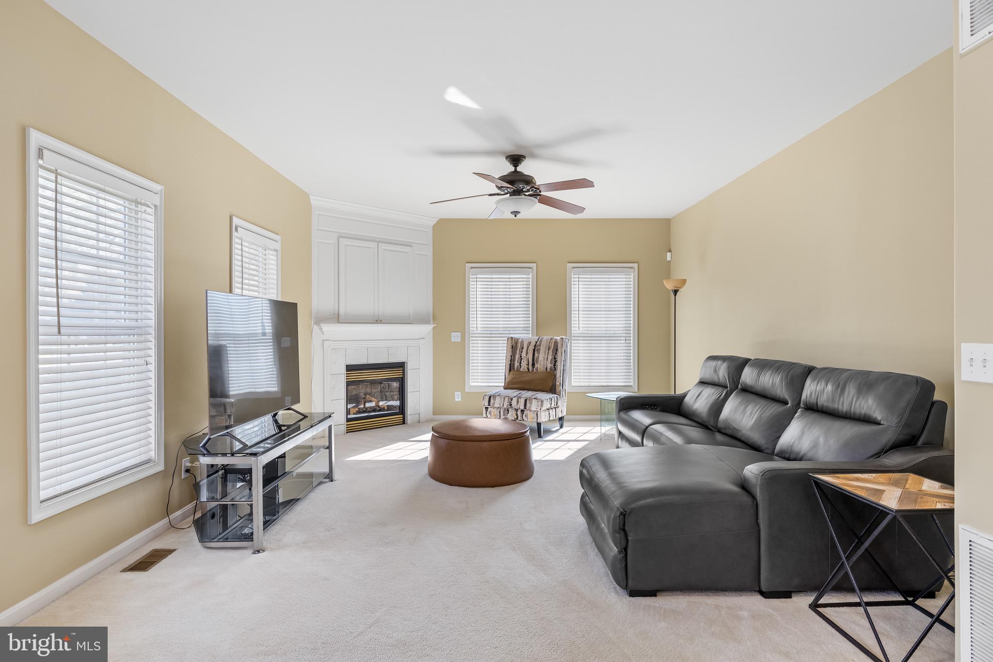 RIVER CLUB - Residential