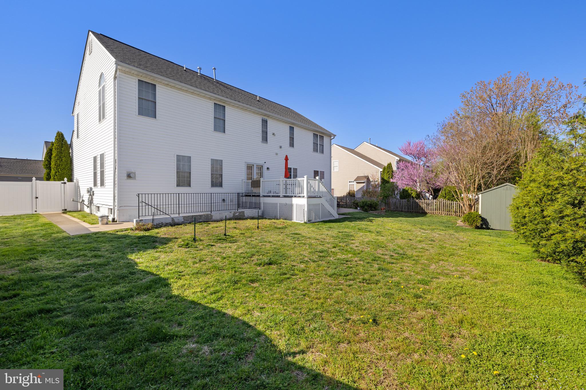 RIVER CLUB - Residential