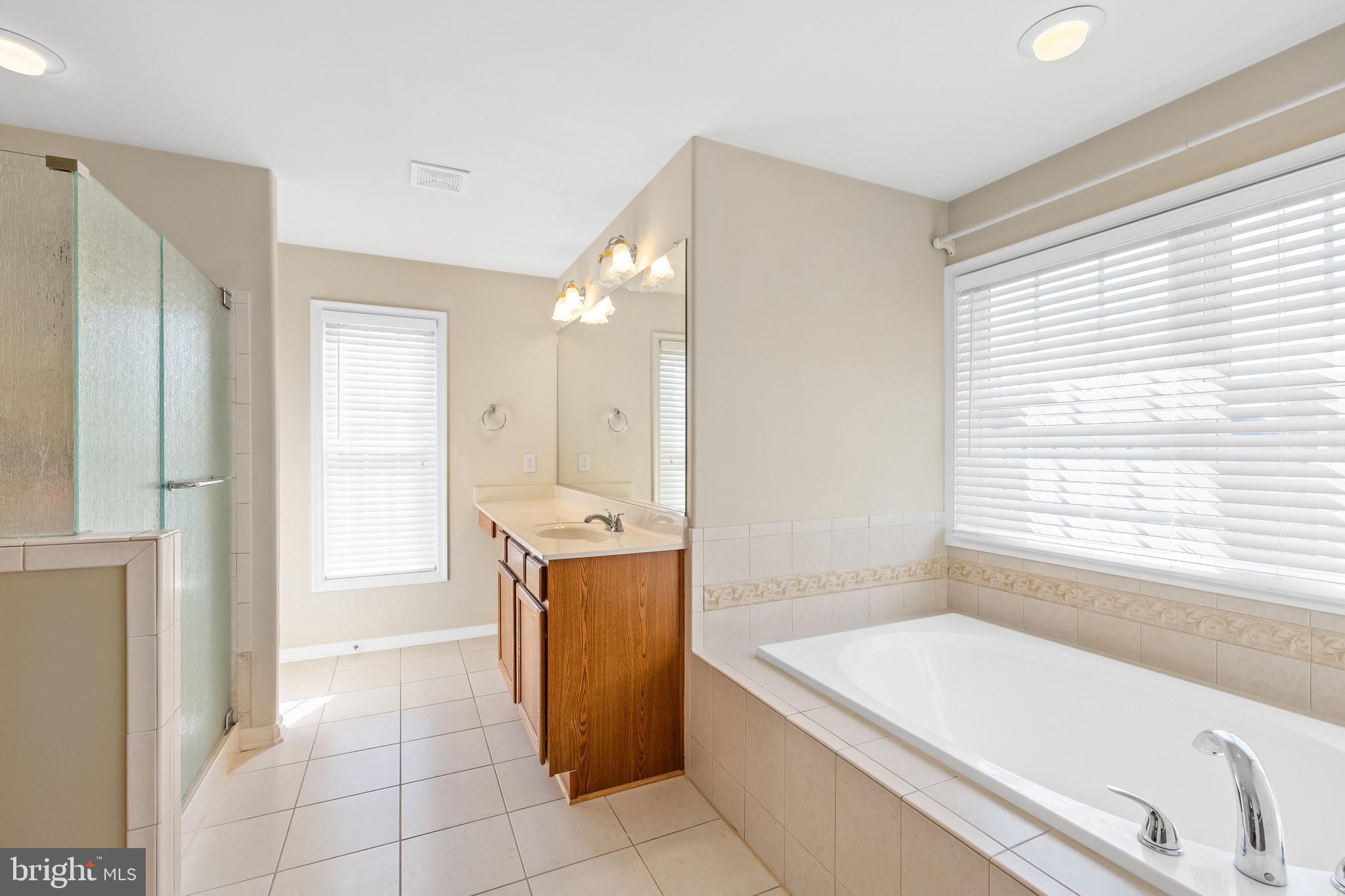 RIVER CLUB - Residential