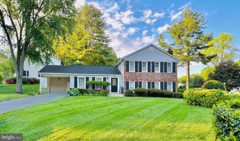 6310 ROCKWELL ROAD BURKE VA 22015