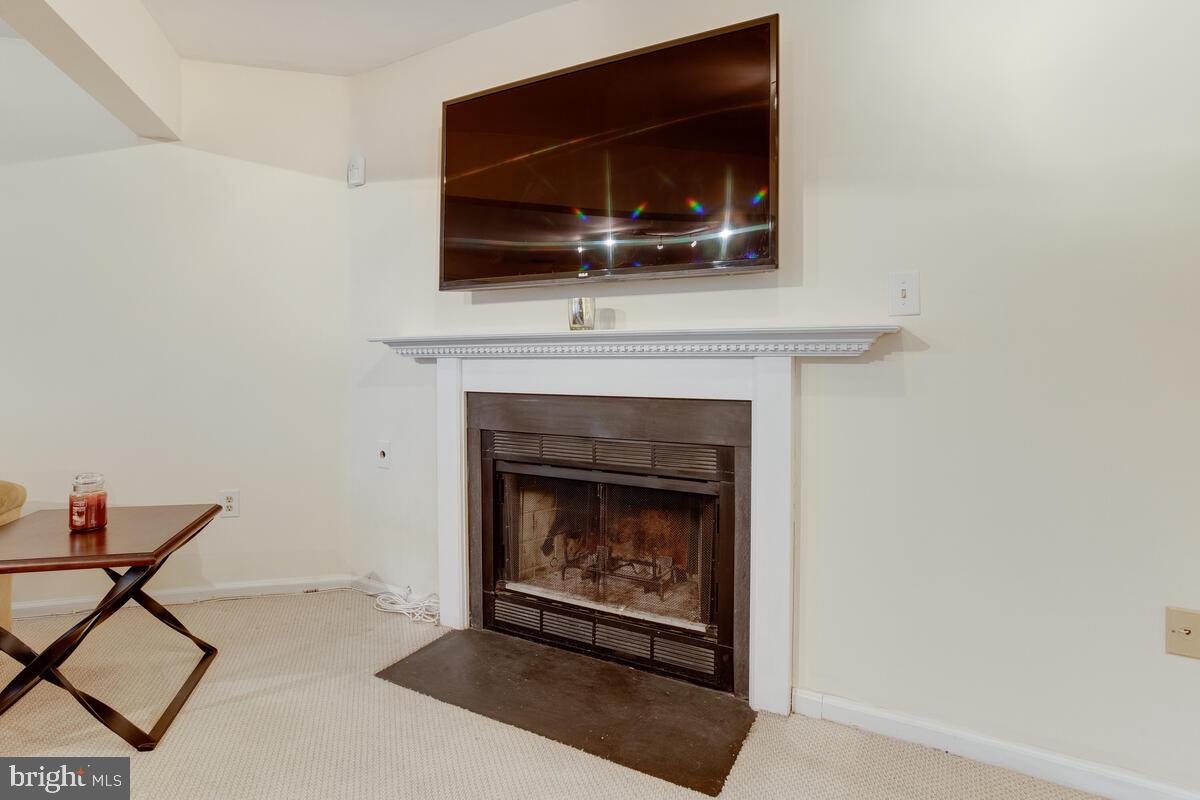 VALLEY STREAM ESTATES - Residential