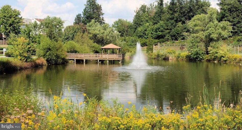 VALLEY STREAM ESTATES - Residential