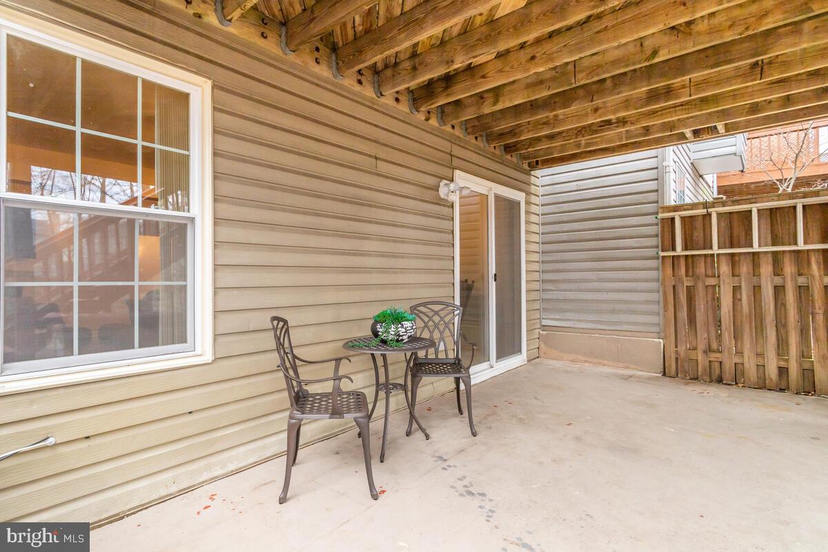 VALLEY STREAM ESTATES - Residential