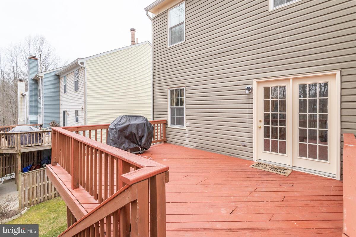 VALLEY STREAM ESTATES - Residential