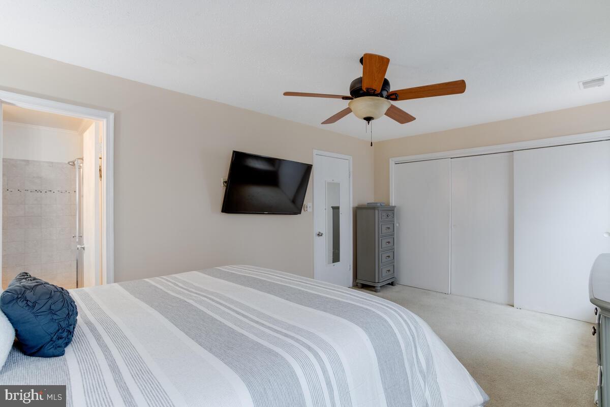 VALLEY STREAM ESTATES - Residential