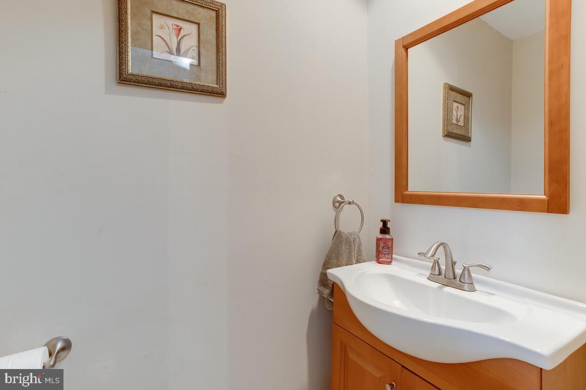 VALLEY STREAM ESTATES - Residential