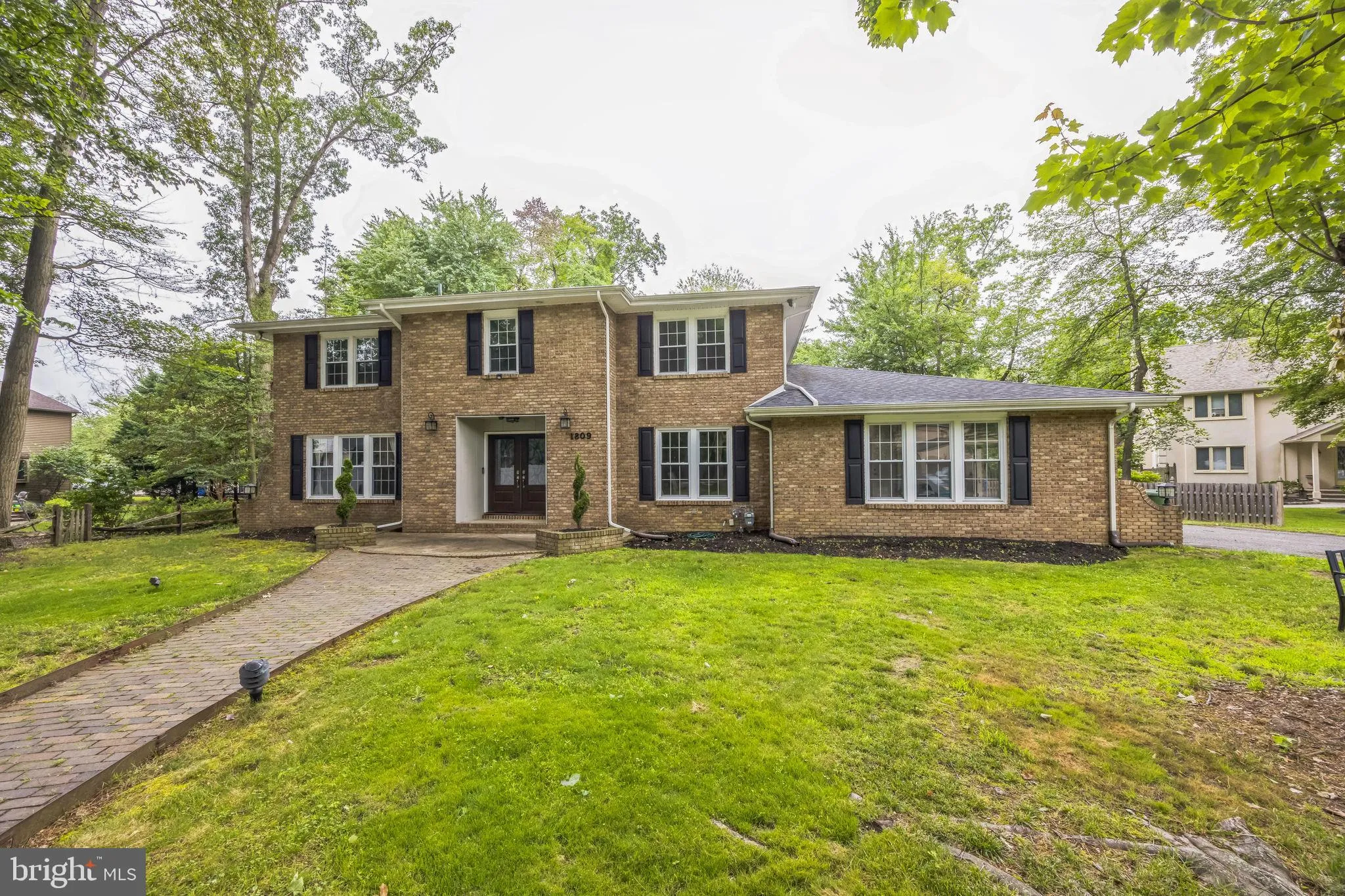 Cherry Hill, New Jersey 08003, United States, 4 Bedrooms Bedrooms, ,3 BathroomsBathrooms,Residential,Pending,191130