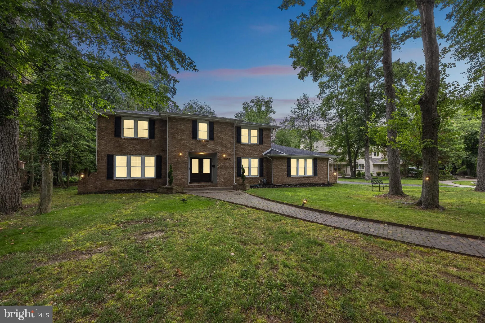 Cherry Hill, New Jersey 08003, United States, 4 Bedrooms Bedrooms, ,3 BathroomsBathrooms,Residential,Pending,191130