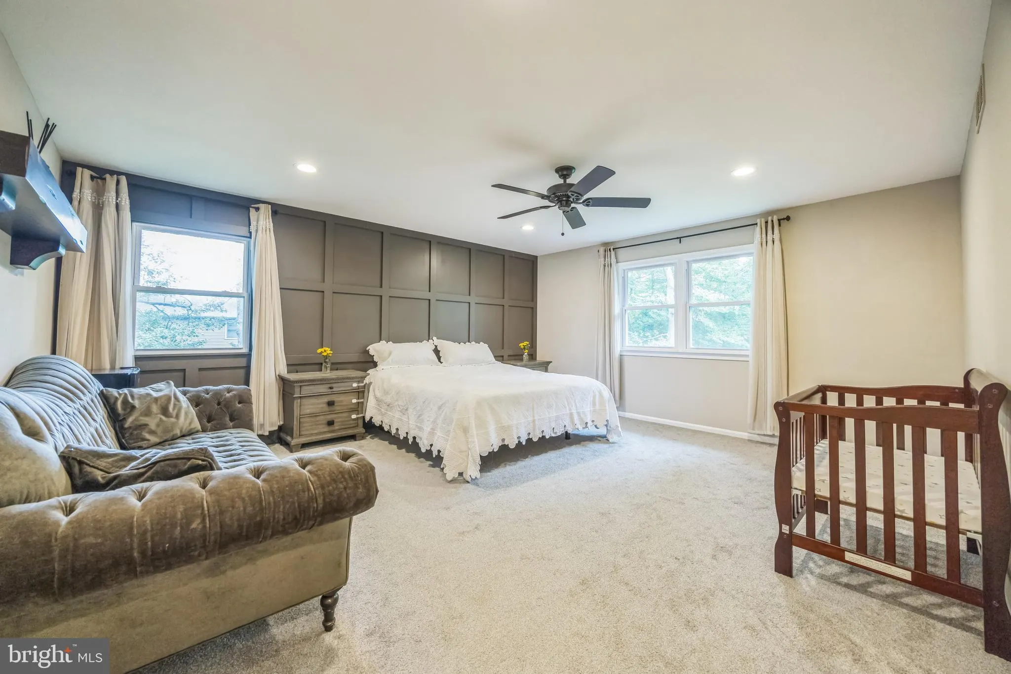 Cherry Hill, New Jersey 08003, United States, 4 Bedrooms Bedrooms, ,3 BathroomsBathrooms,Residential,Pending,191130