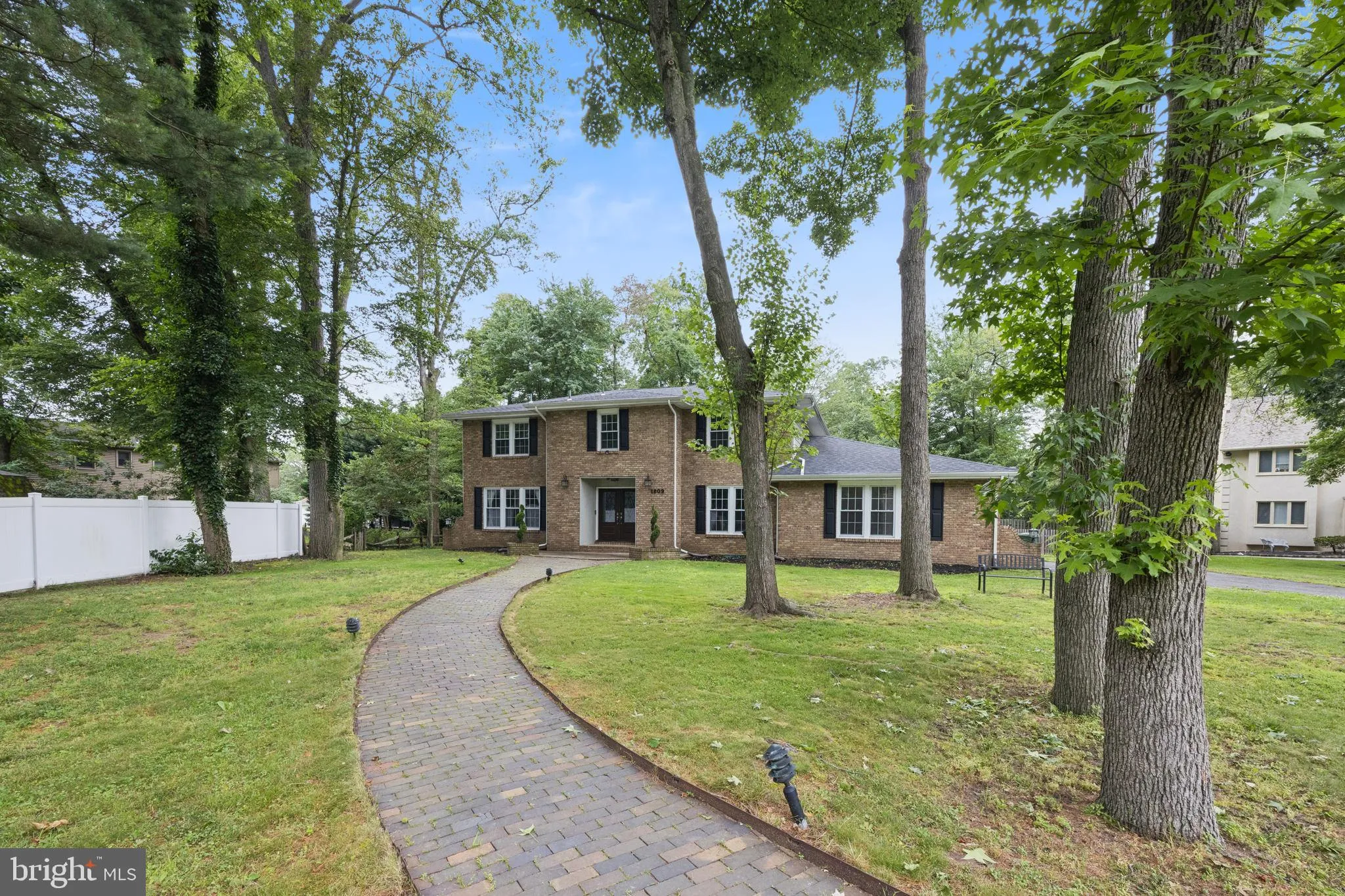 Cherry Hill, New Jersey 08003, United States, 4 Bedrooms Bedrooms, ,3 BathroomsBathrooms,Residential,Pending,191130