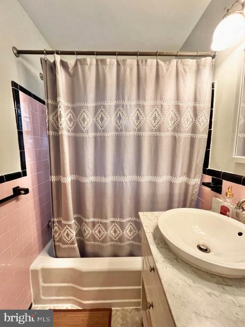 CITY PARK HOMES - Residential Lease