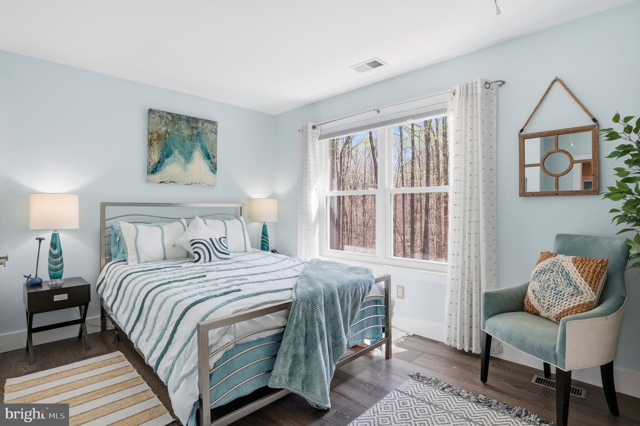 HARWOOD - Residential