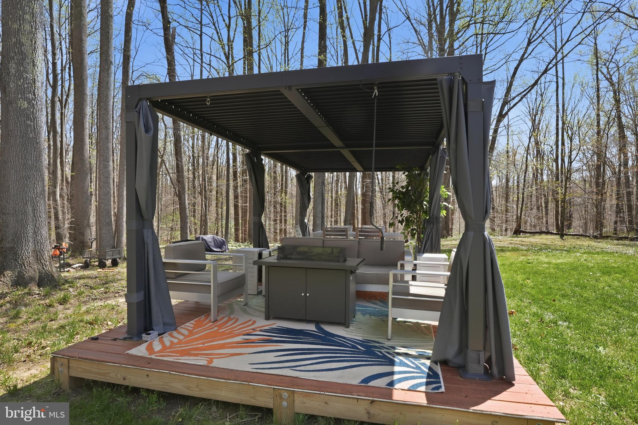 HARWOOD - Residential