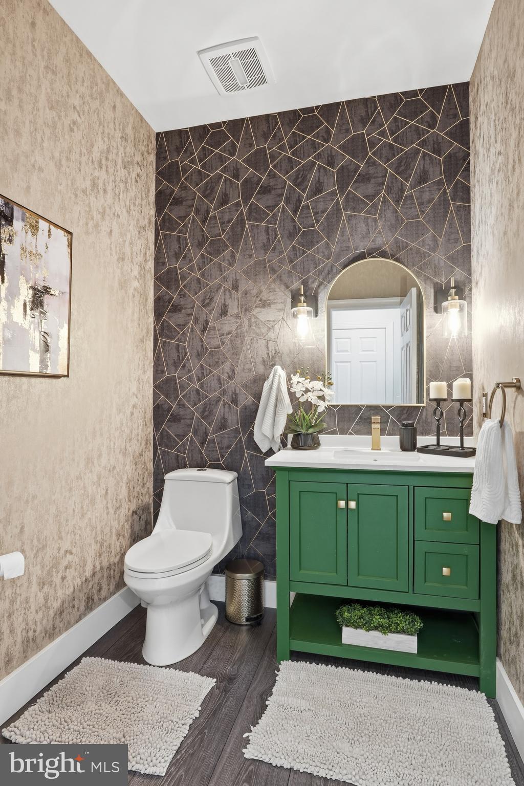 HARWOOD - Residential