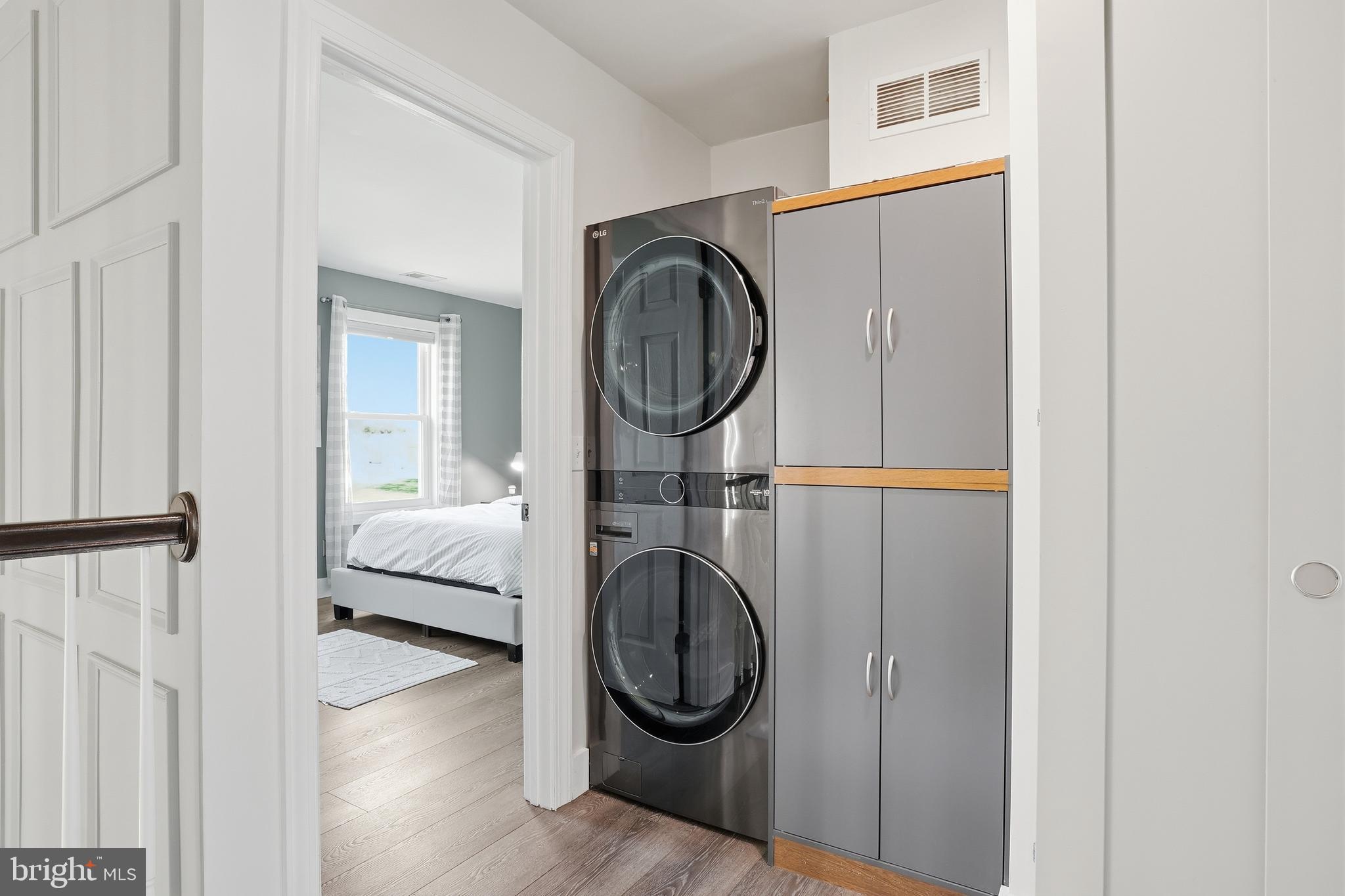 HARWOOD - Residential