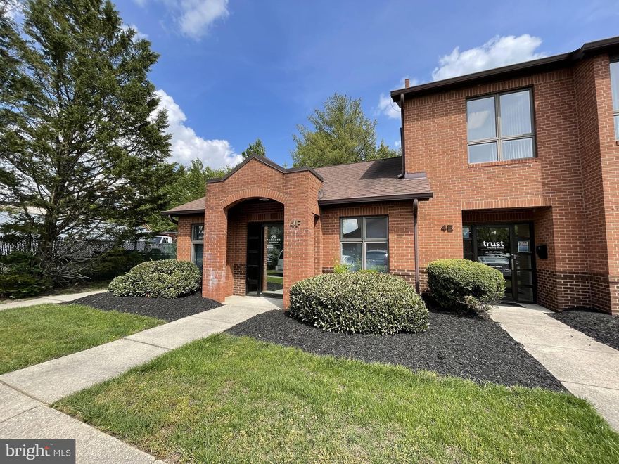 Property is also available for lease:
Lease $20 psf NNN
Condo fees $500 monthly
first floor office condominium
889 square feet
shared parking
reception, several offices, restroom, kitchenette