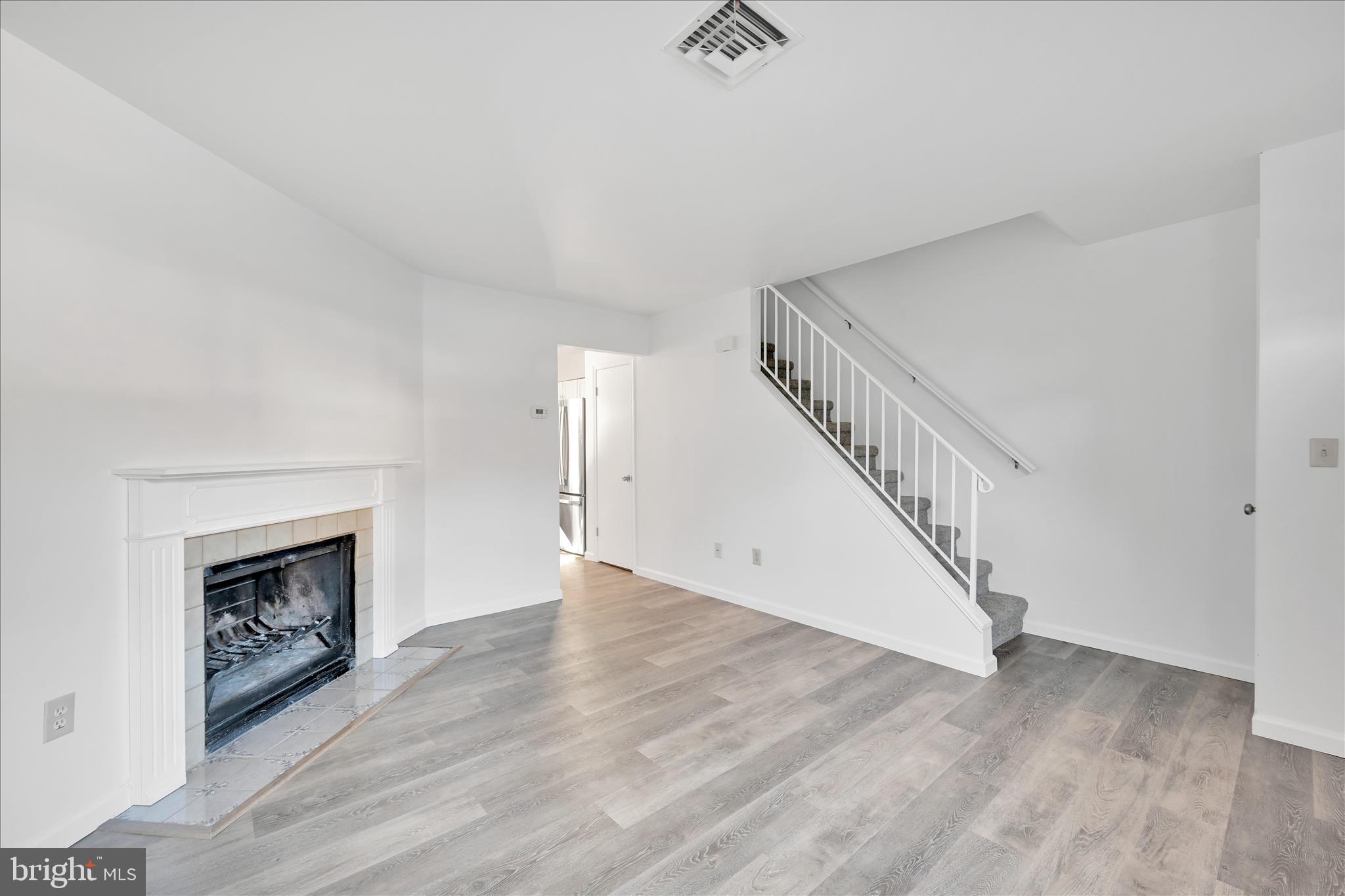 LIBERTY SQUARE - Residential