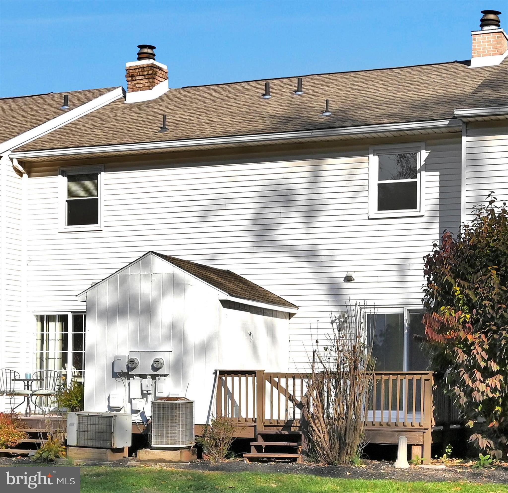 LIBERTY SQUARE - Residential