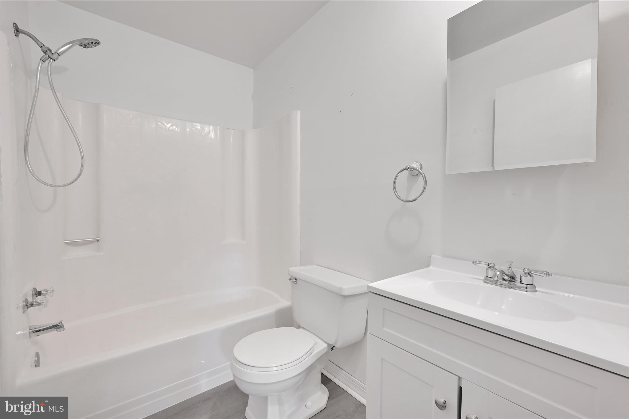 LIBERTY SQUARE - Residential