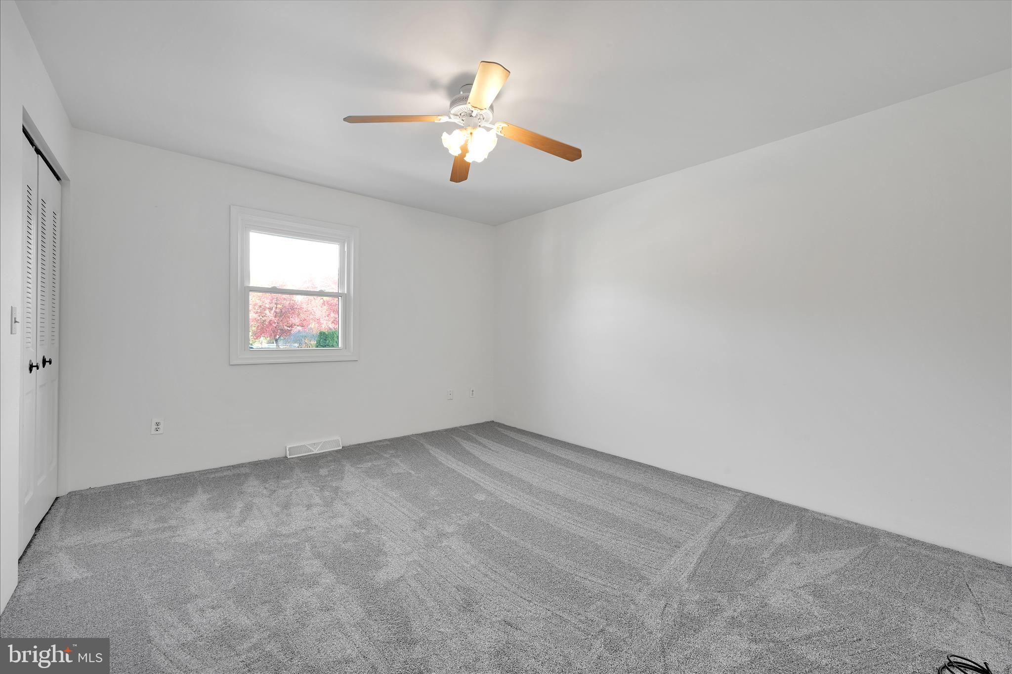 LIBERTY SQUARE - Residential