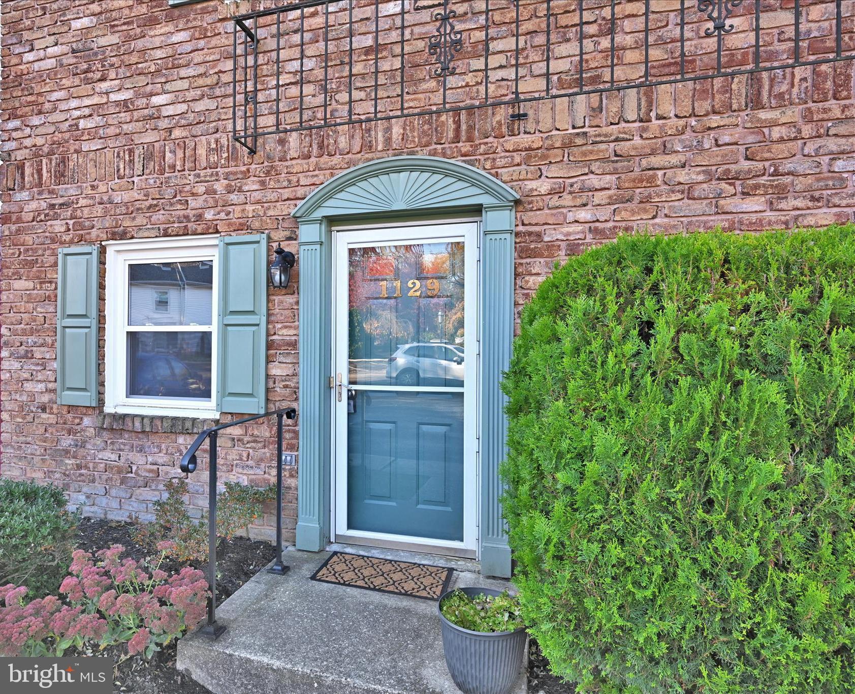 LIBERTY SQUARE - Residential