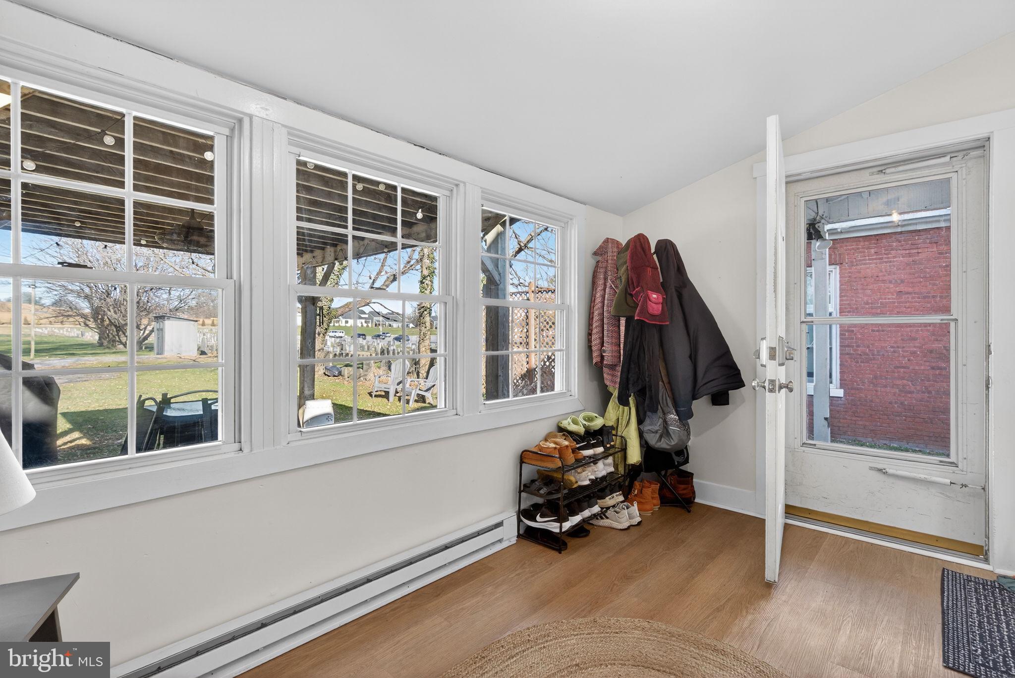 MILLERSVILLE - Residential