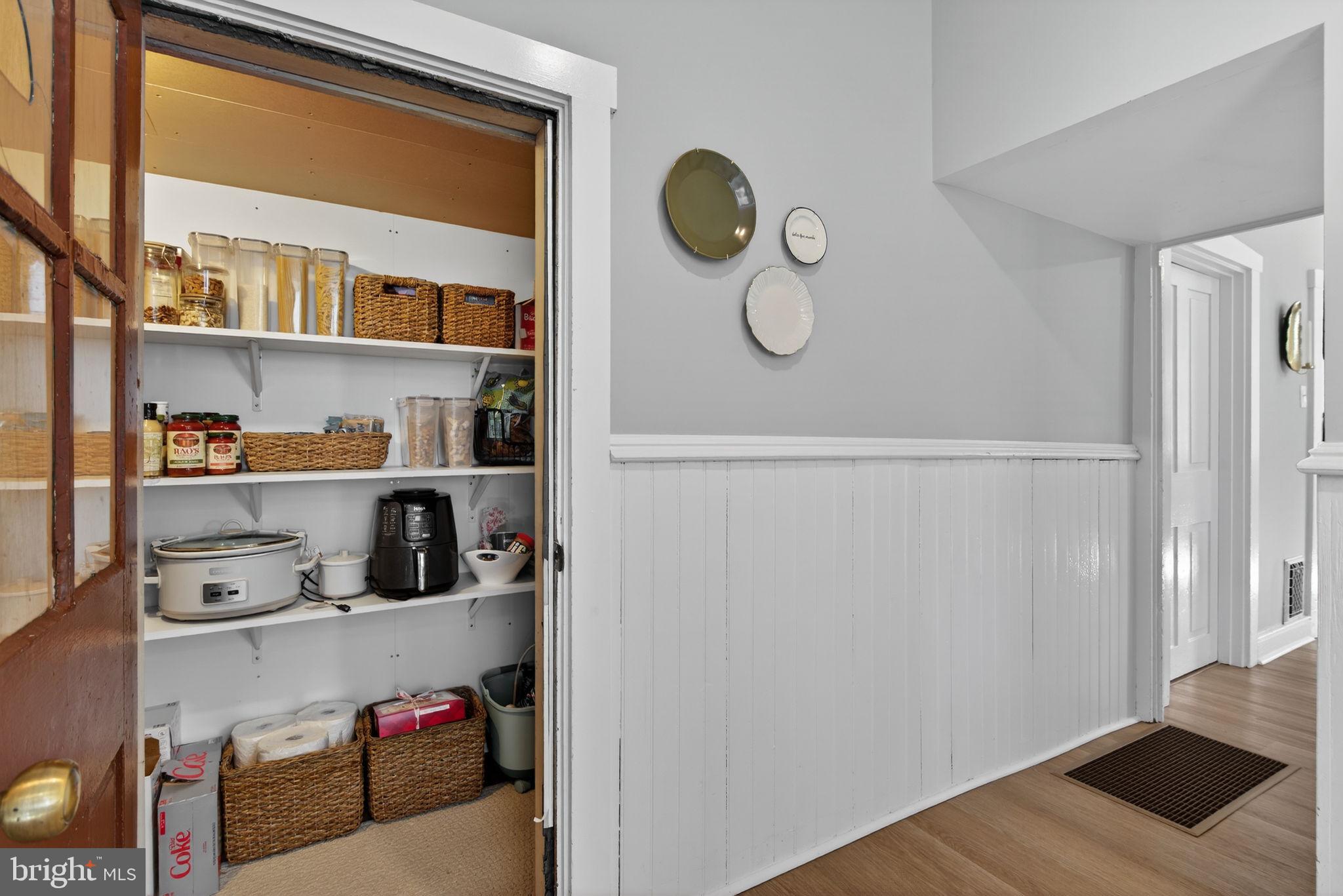 MILLERSVILLE - Residential