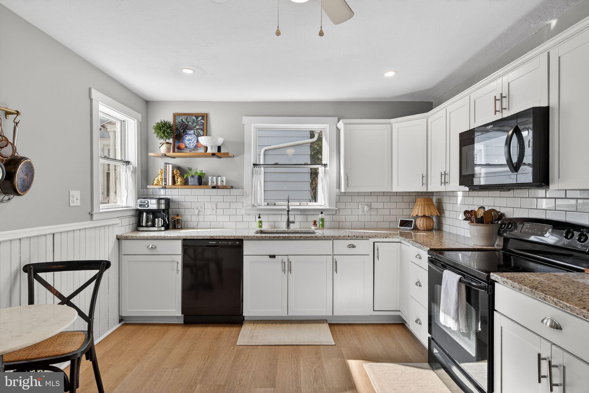 MILLERSVILLE - Residential