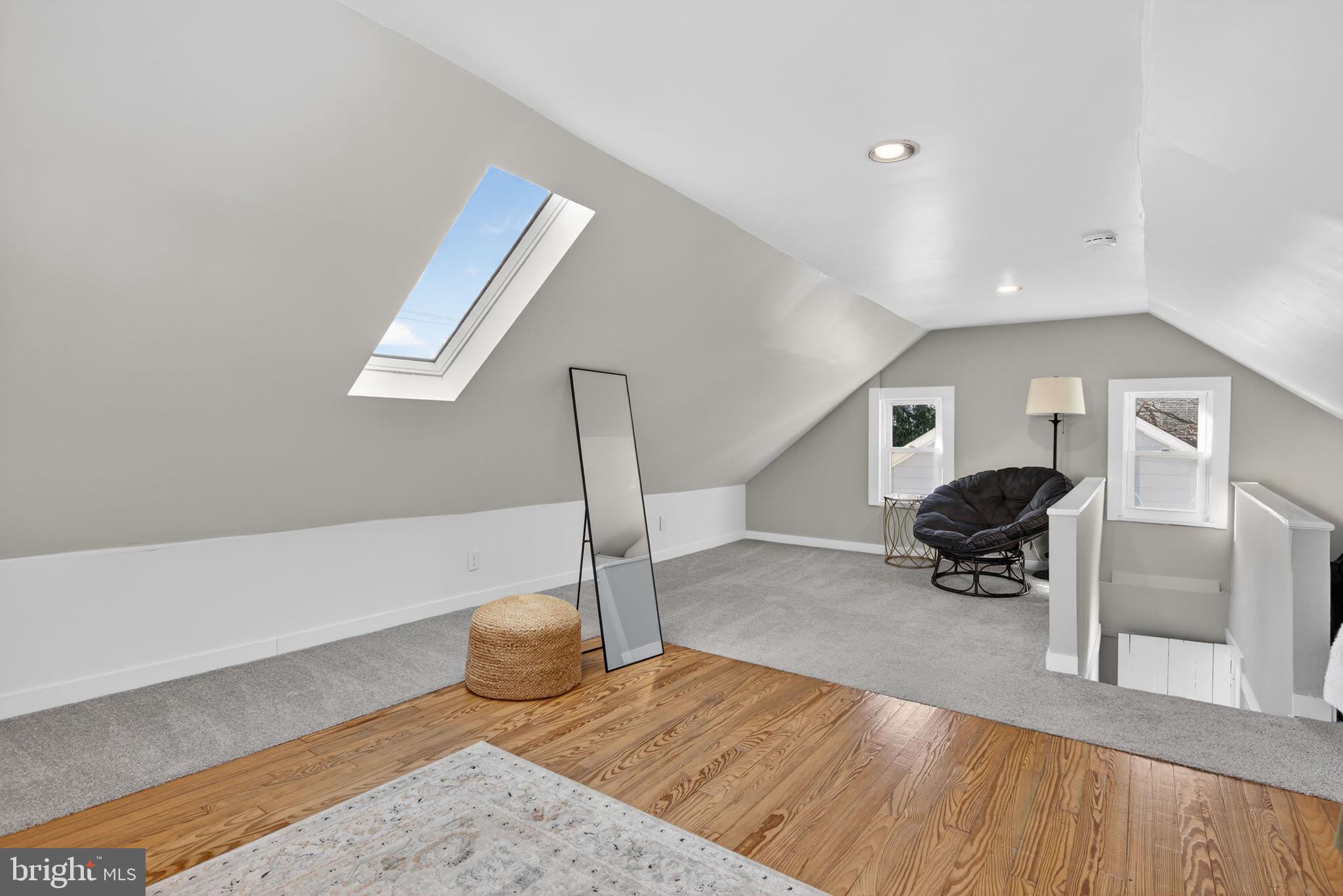 MILLERSVILLE - Residential