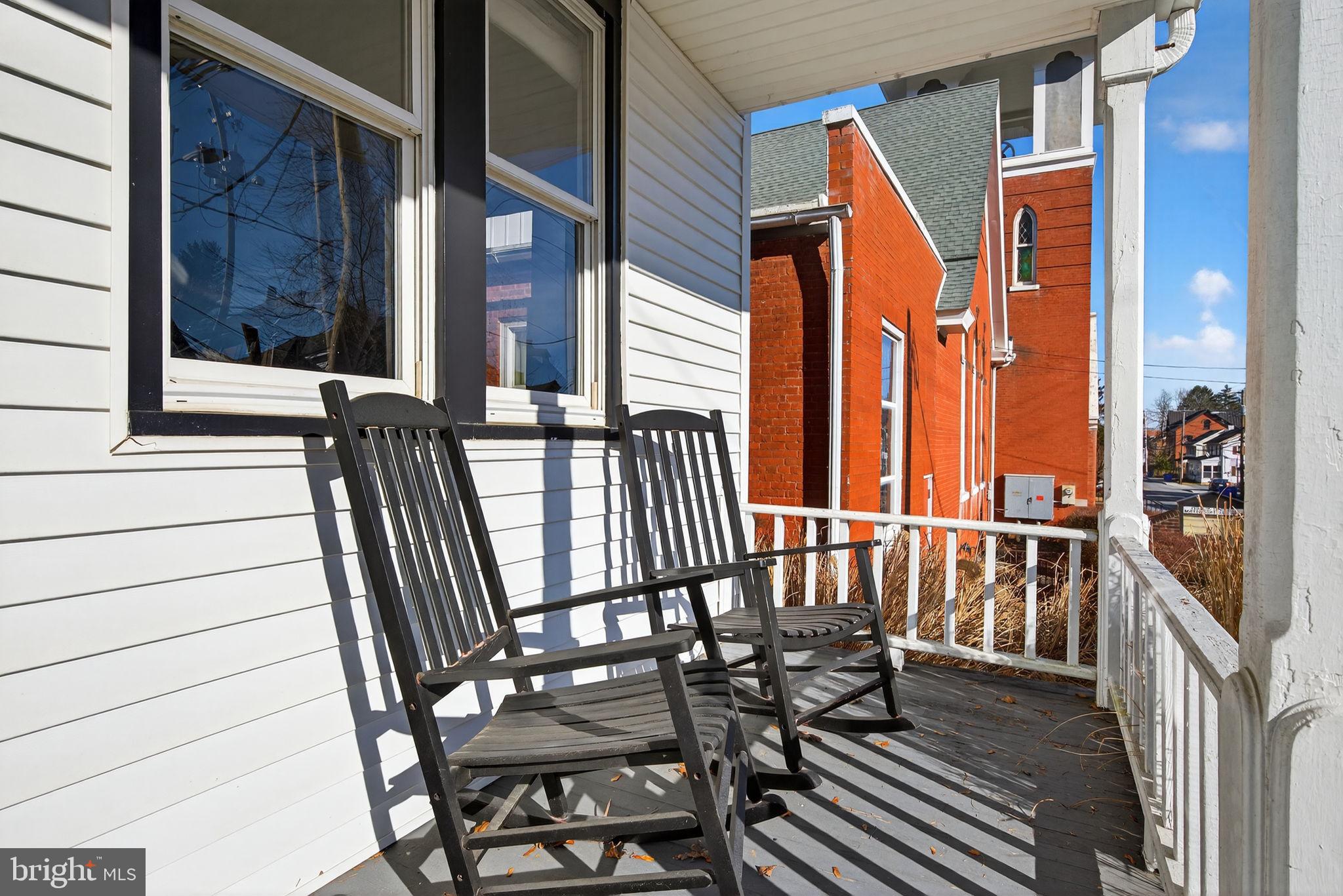 MILLERSVILLE - Residential