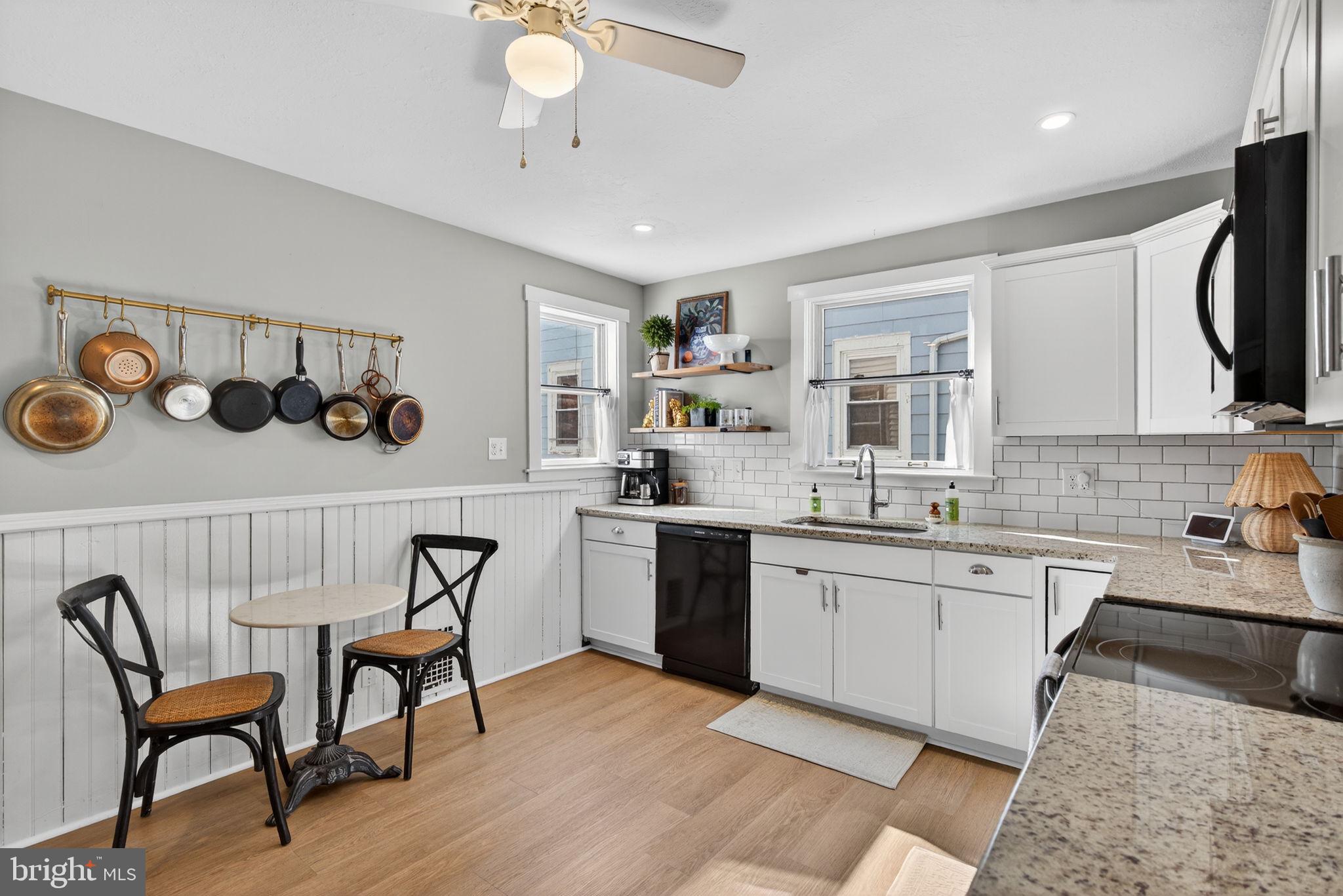 MILLERSVILLE - Residential