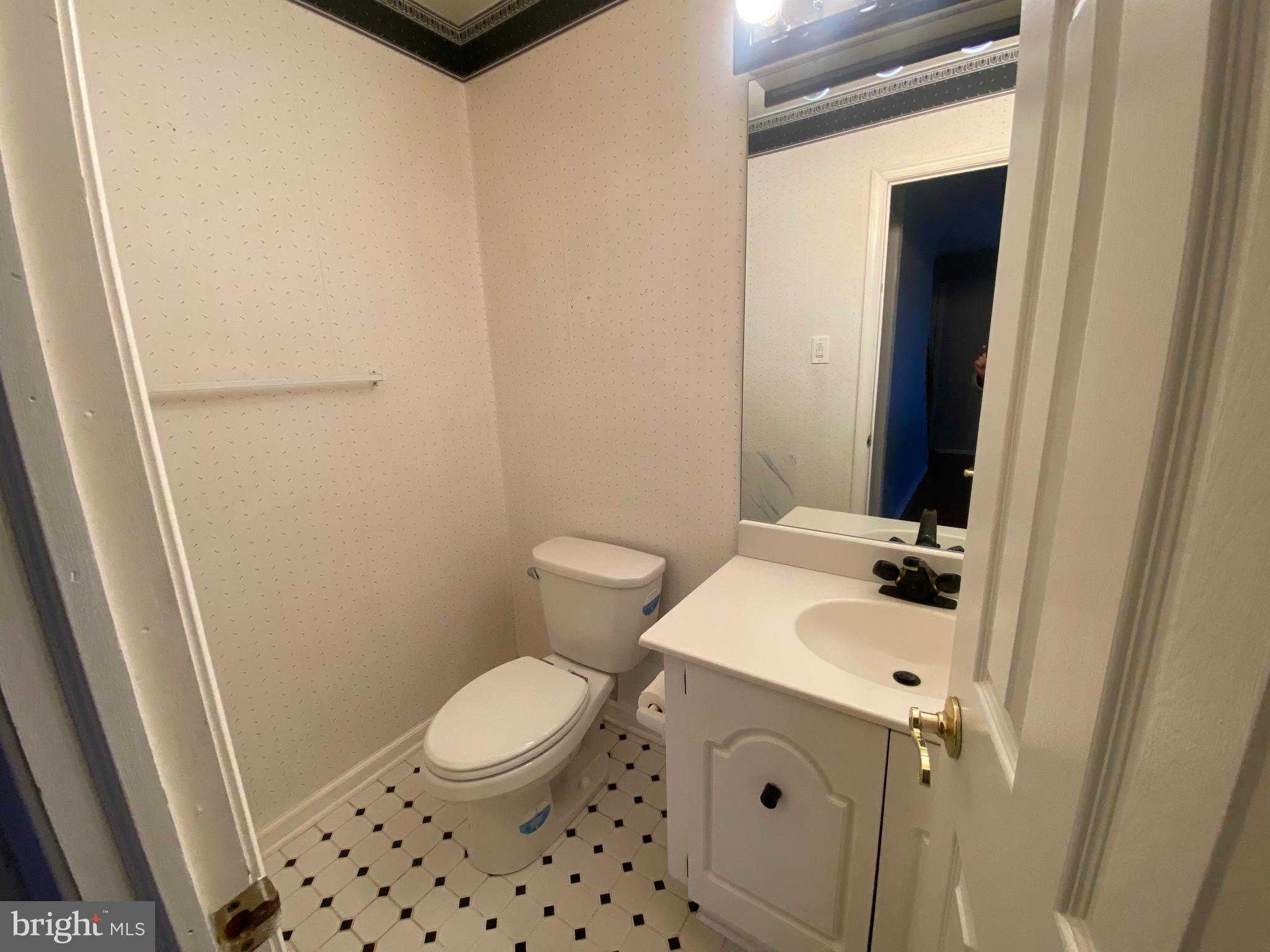WHITPAIN HILLS - Residential Lease