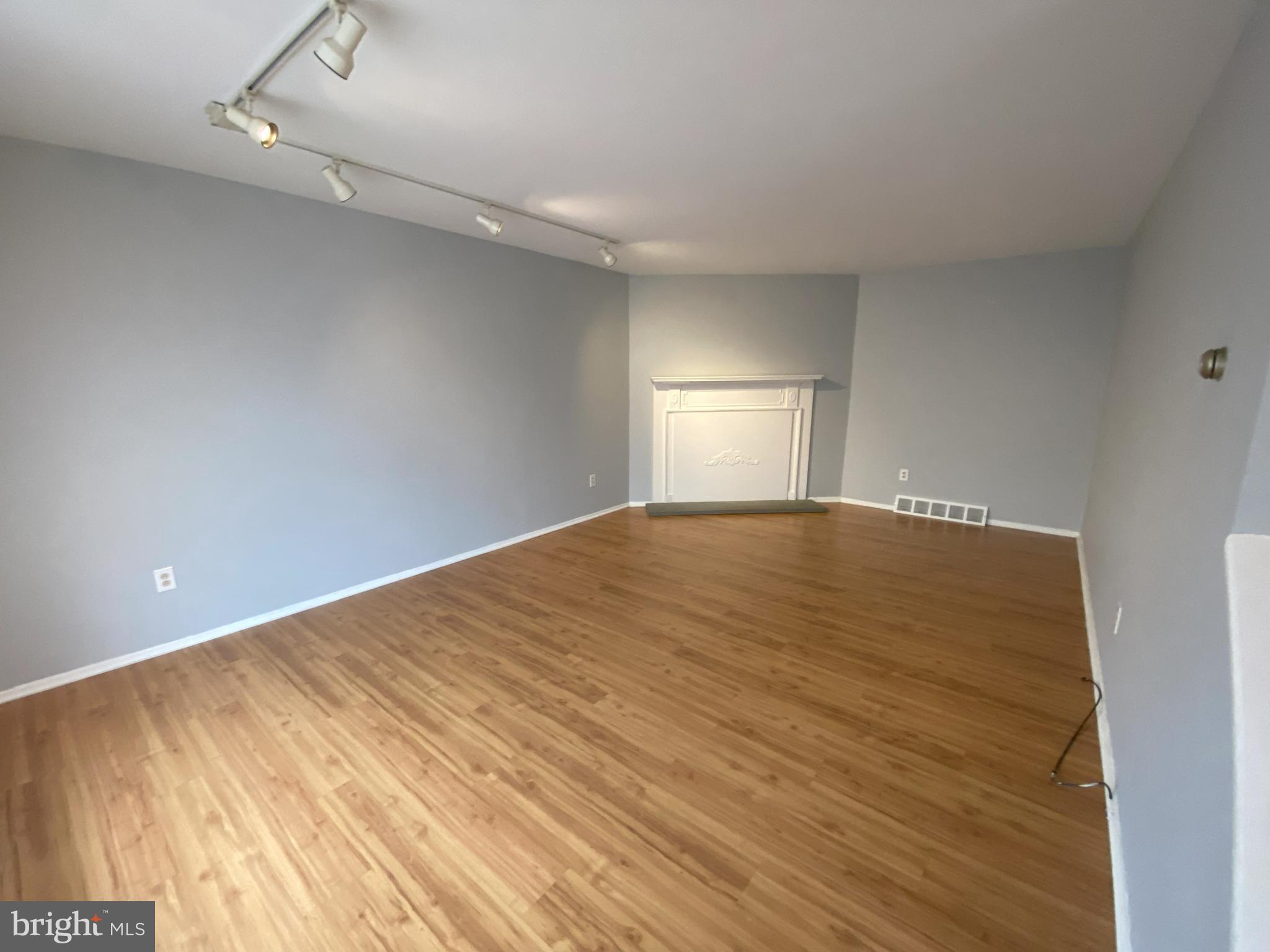 WHITPAIN HILLS - Residential Lease