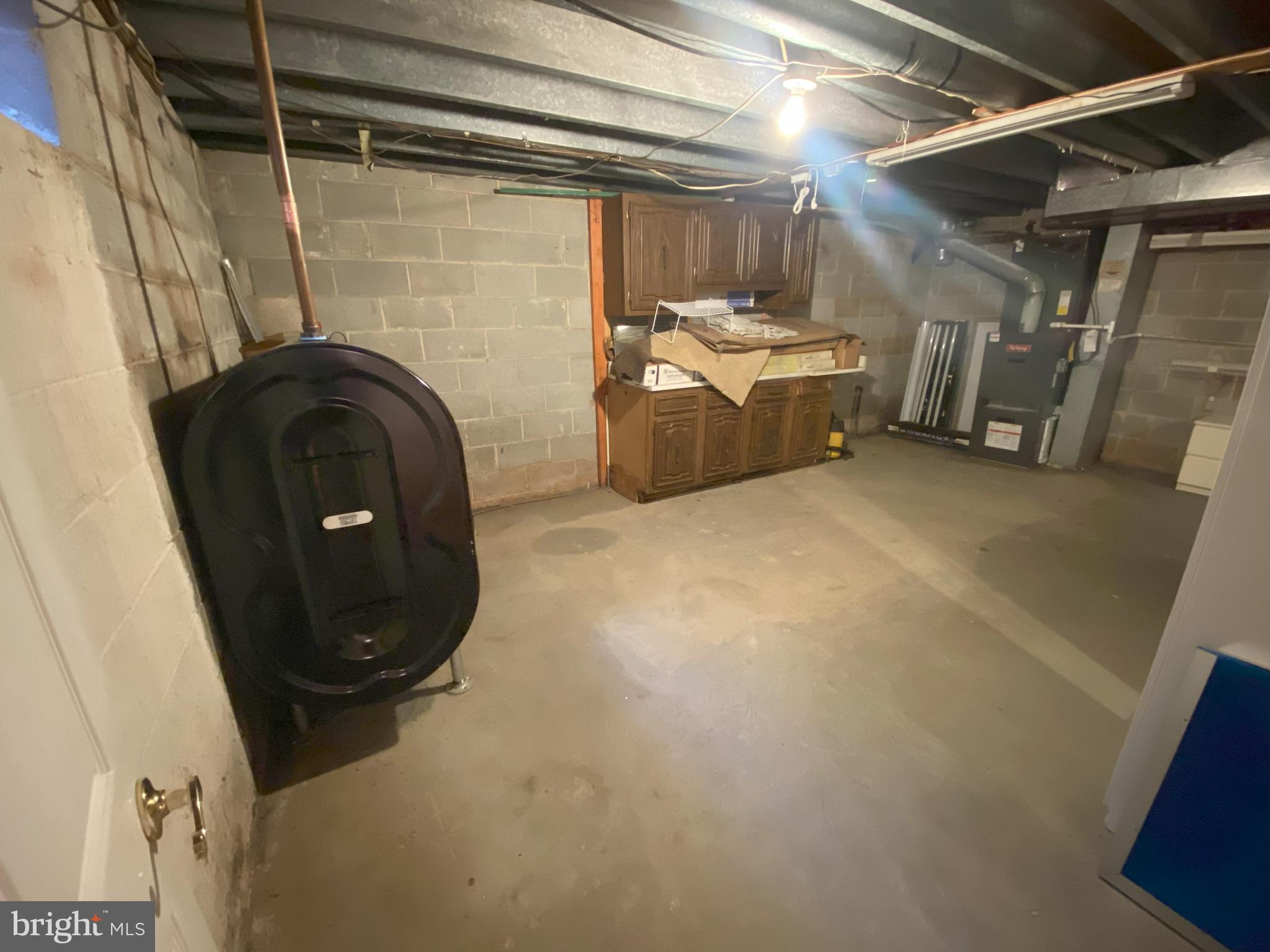 WHITPAIN HILLS - Residential Lease