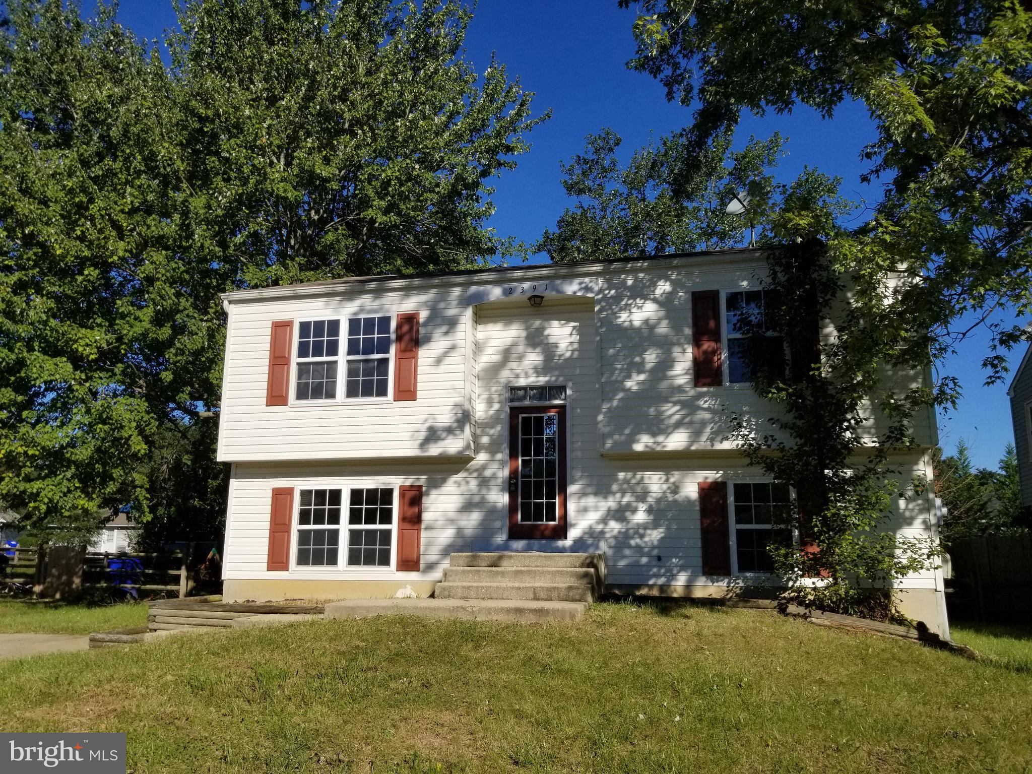 WAKEFIELD NEIGHBORHOOD - Residential