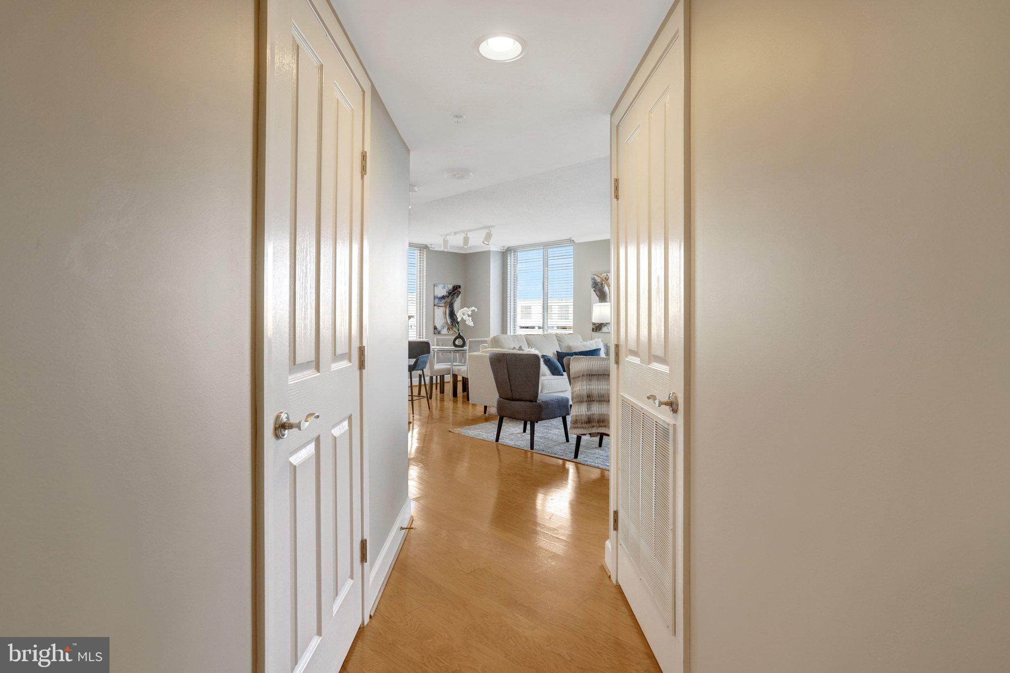 1205 N GARFIELD STREET 908