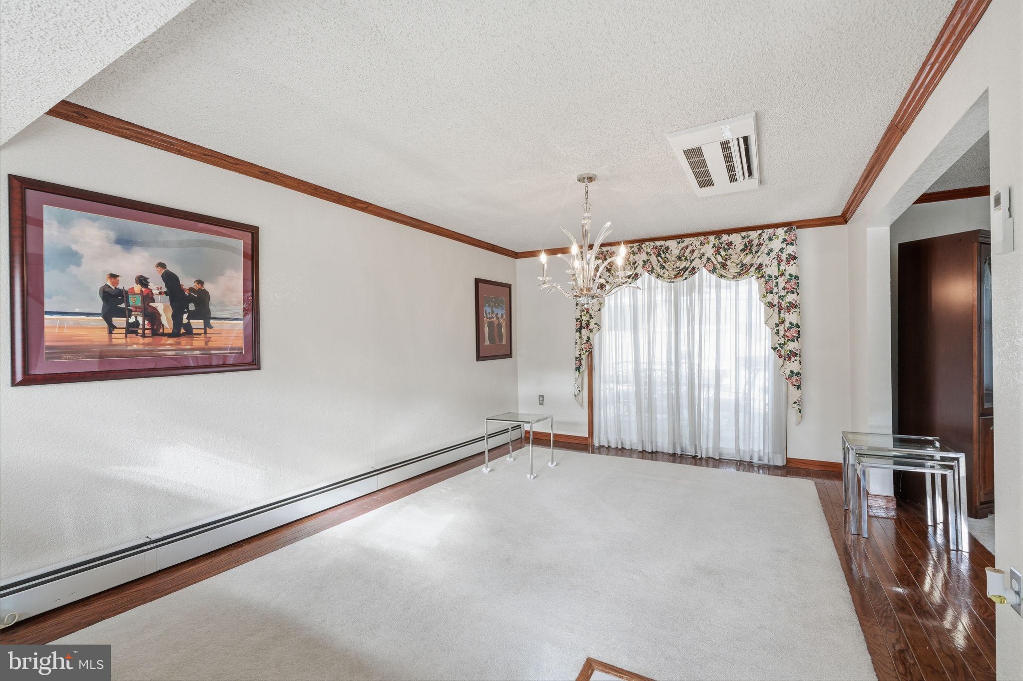 15 RUBY LANE