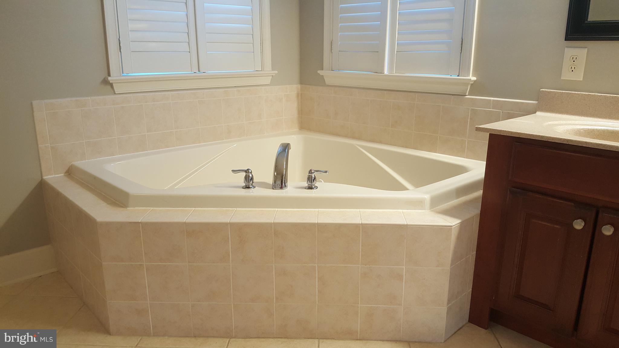 SWAN DALE FARMS - Residential