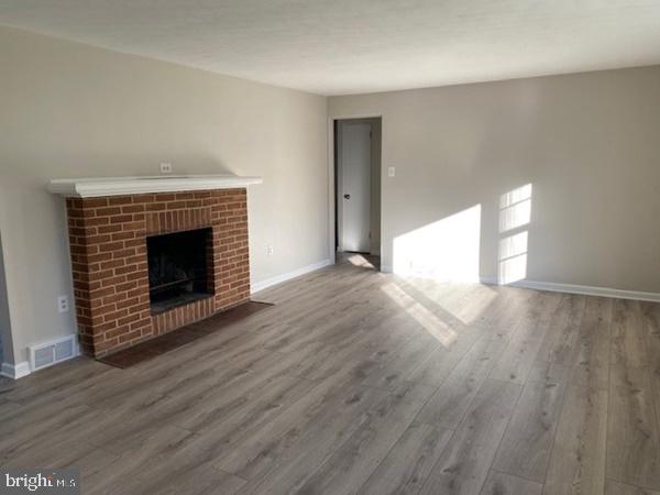 VALLEY VIEW - Residential Lease